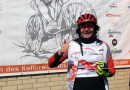 Martina beim Kellerwald-Bikemarathon – klirrende Kälte bei strahlend blauem Himmel Martina beim Kellerwald-Bikemarathon – klirrende Kälte bei strahlend blauem Himmel